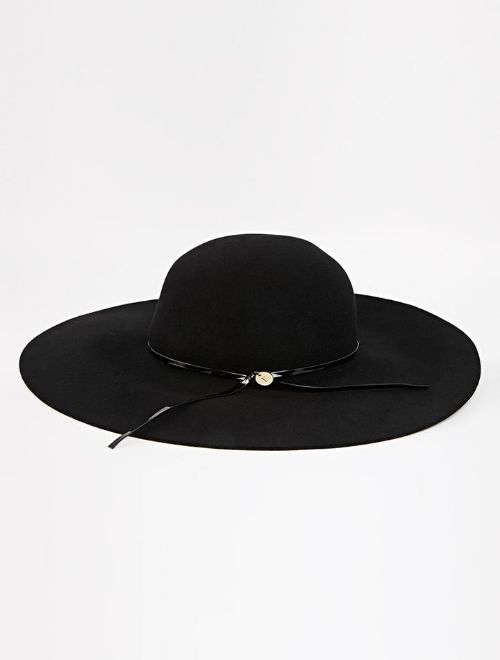 Picture of Classic Derby Hat